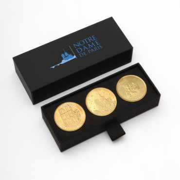 Notre Dame souvenir medals Box